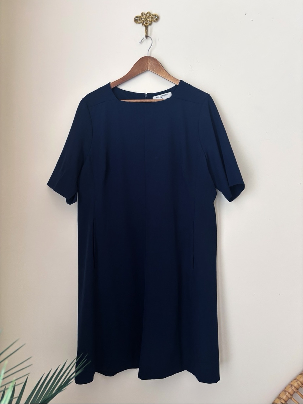 MM LaFleur Navy Blue The Emily Short Sleeve Dress Sz +1